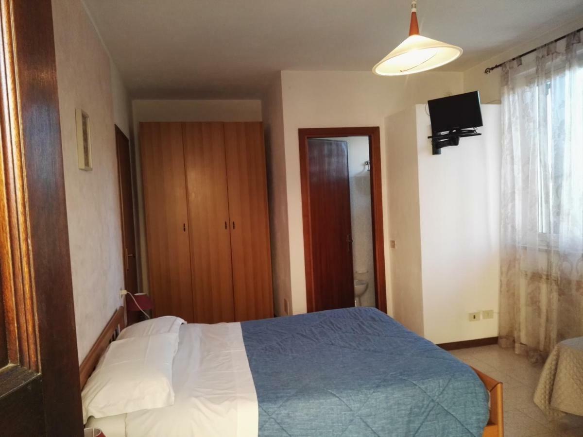 Camere Carloni Асизи Екстериор снимка